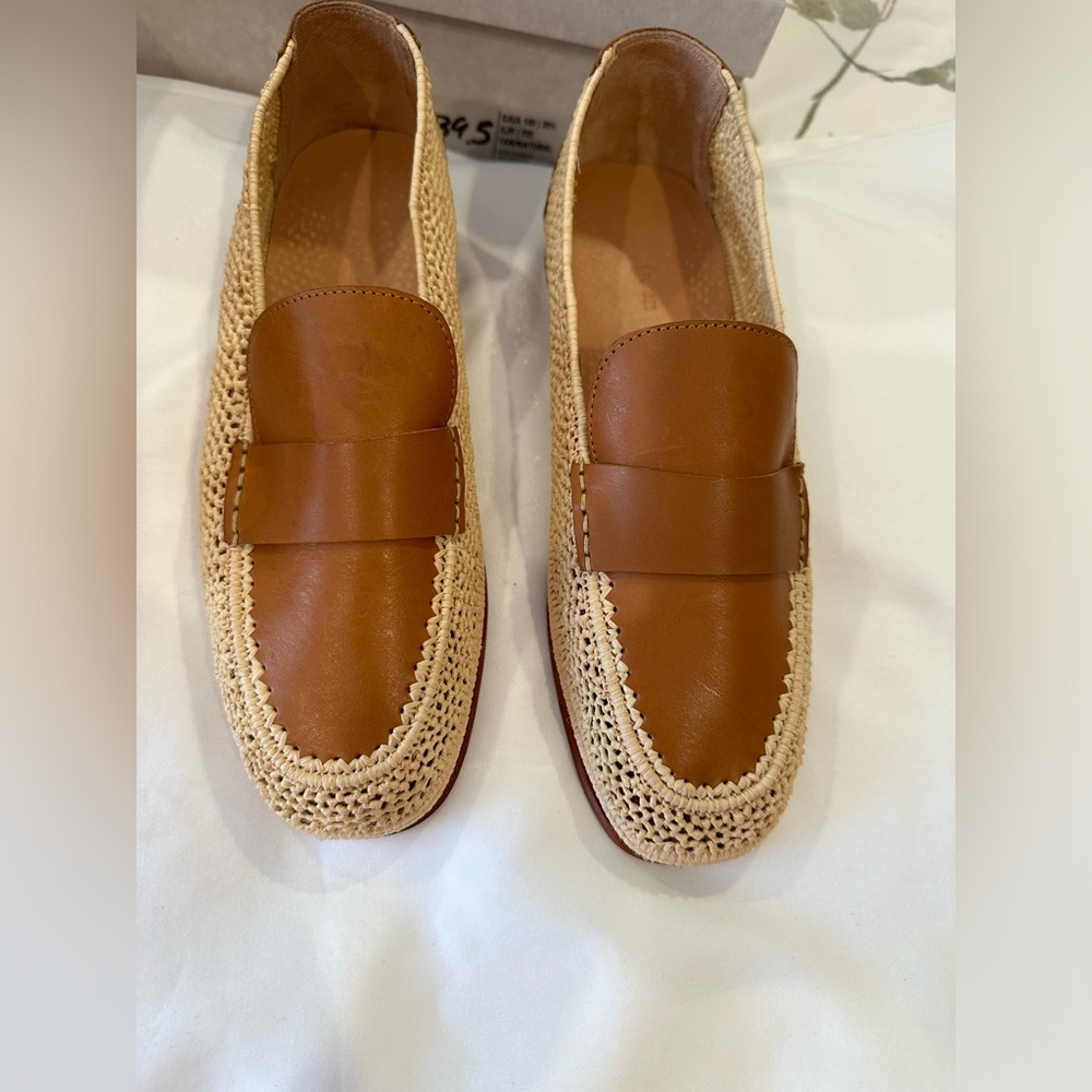 CARRIE FORBES Womens Beige Raffia Notched Mumba Loafer cognac NEW IN BOX size 39